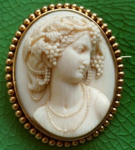 museumbacchante A museum quality Bacchante ivory cameo, www.oldcameos.com.