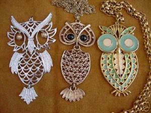 vintageowls A section of vintage owl pendants.